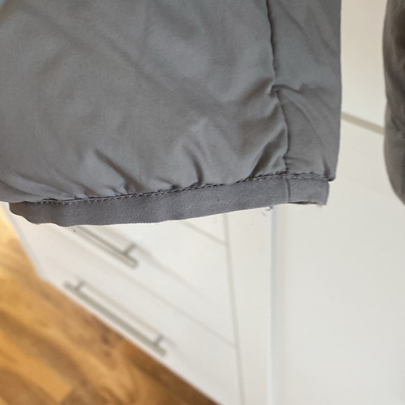 Uniqlo Down Puffer Jacket - Picture 4 of 10